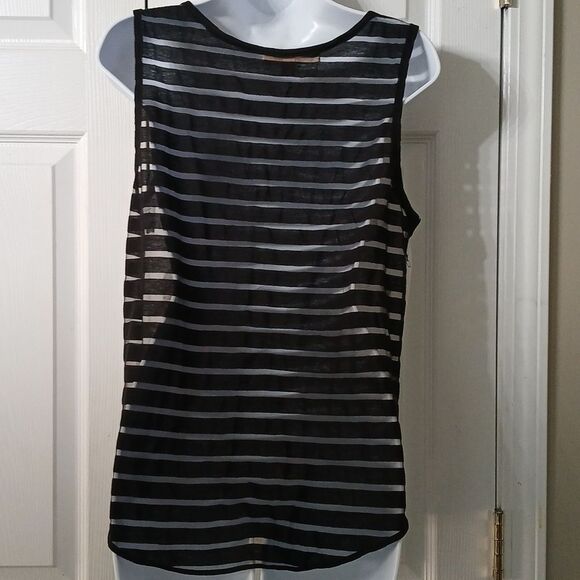 Penelope  white and black birdcage printed sleeveless semi sheer blouse Sz M EUC - Picture 4 of 7